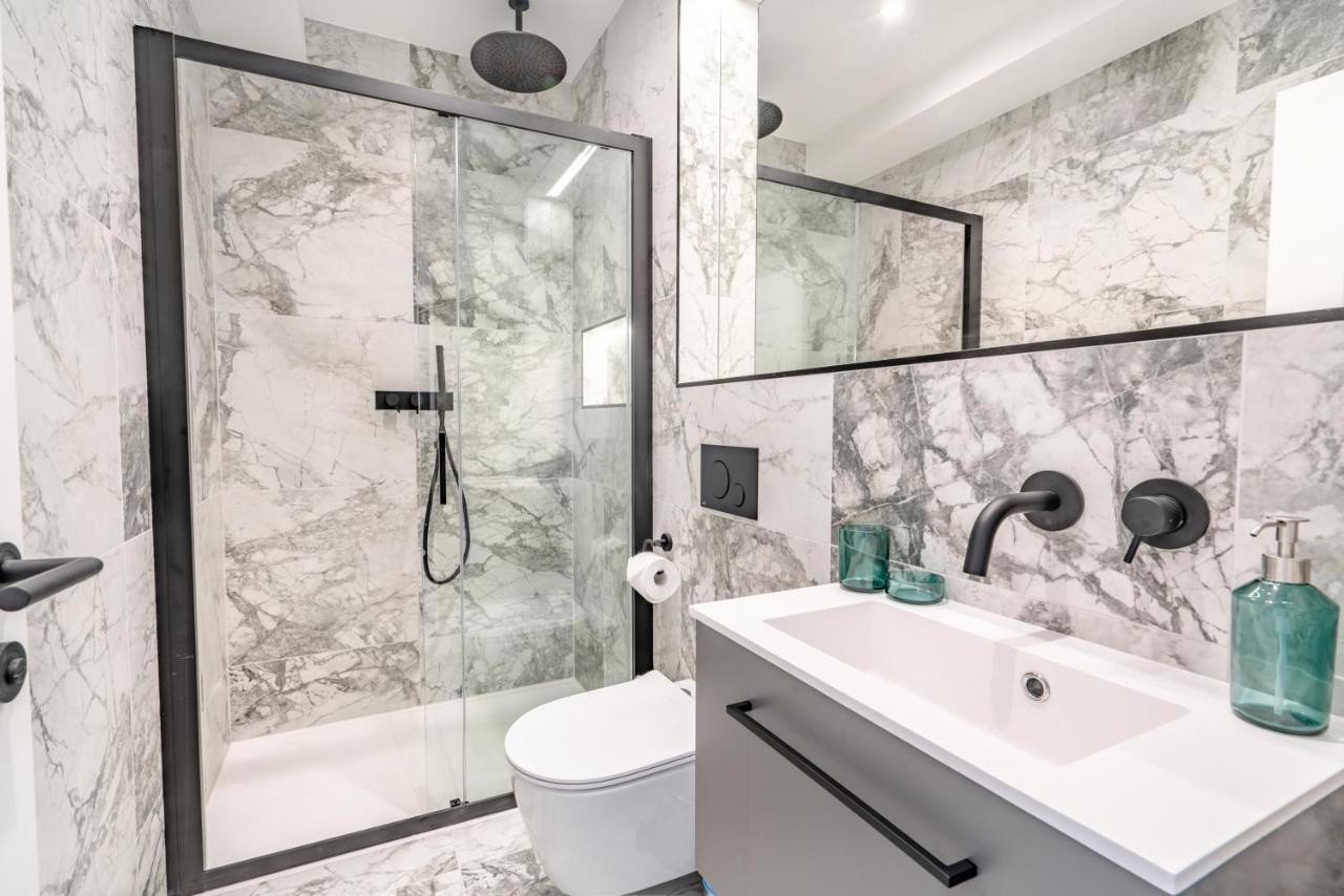 Modern & Chic One Bedroom Apartments In Fitzrovia By Sojo Stay London Exterior photo